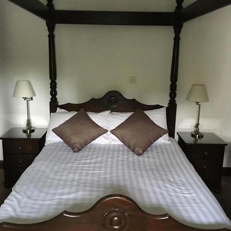 The Farmers Arms Hotel Eccleston  ภายนอก รูปภาพ