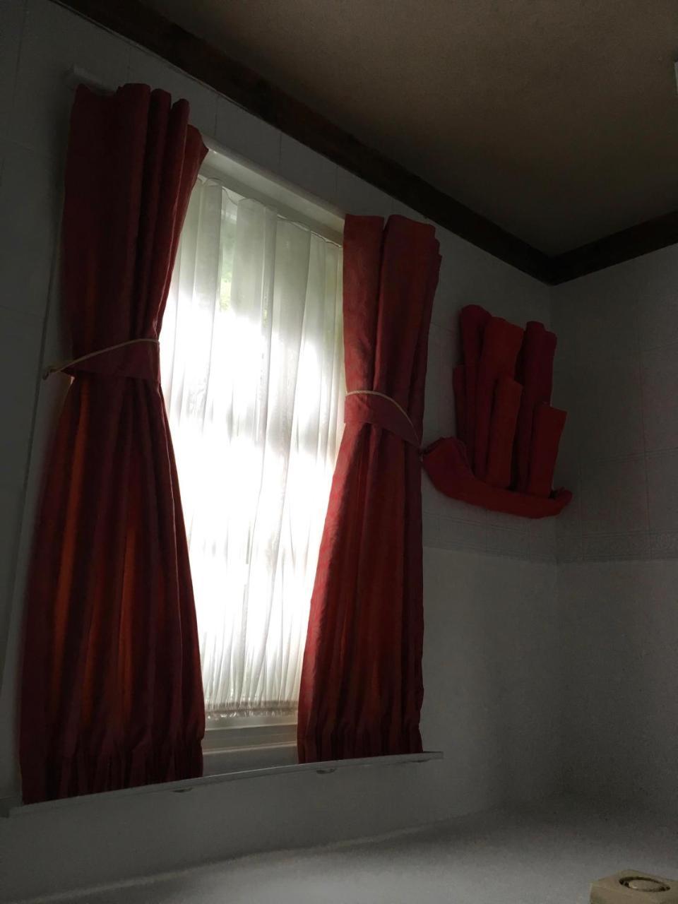 The Farmers Arms Hotel Eccleston  ภายนอก รูปภาพ