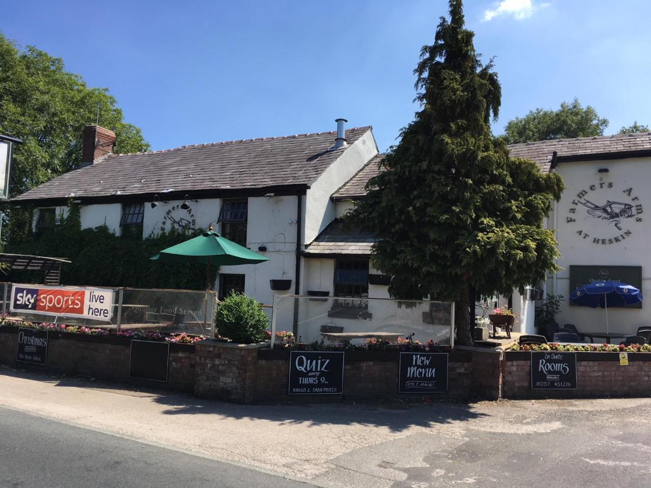 The Farmers Arms Hotel Eccleston  ภายนอก รูปภาพ