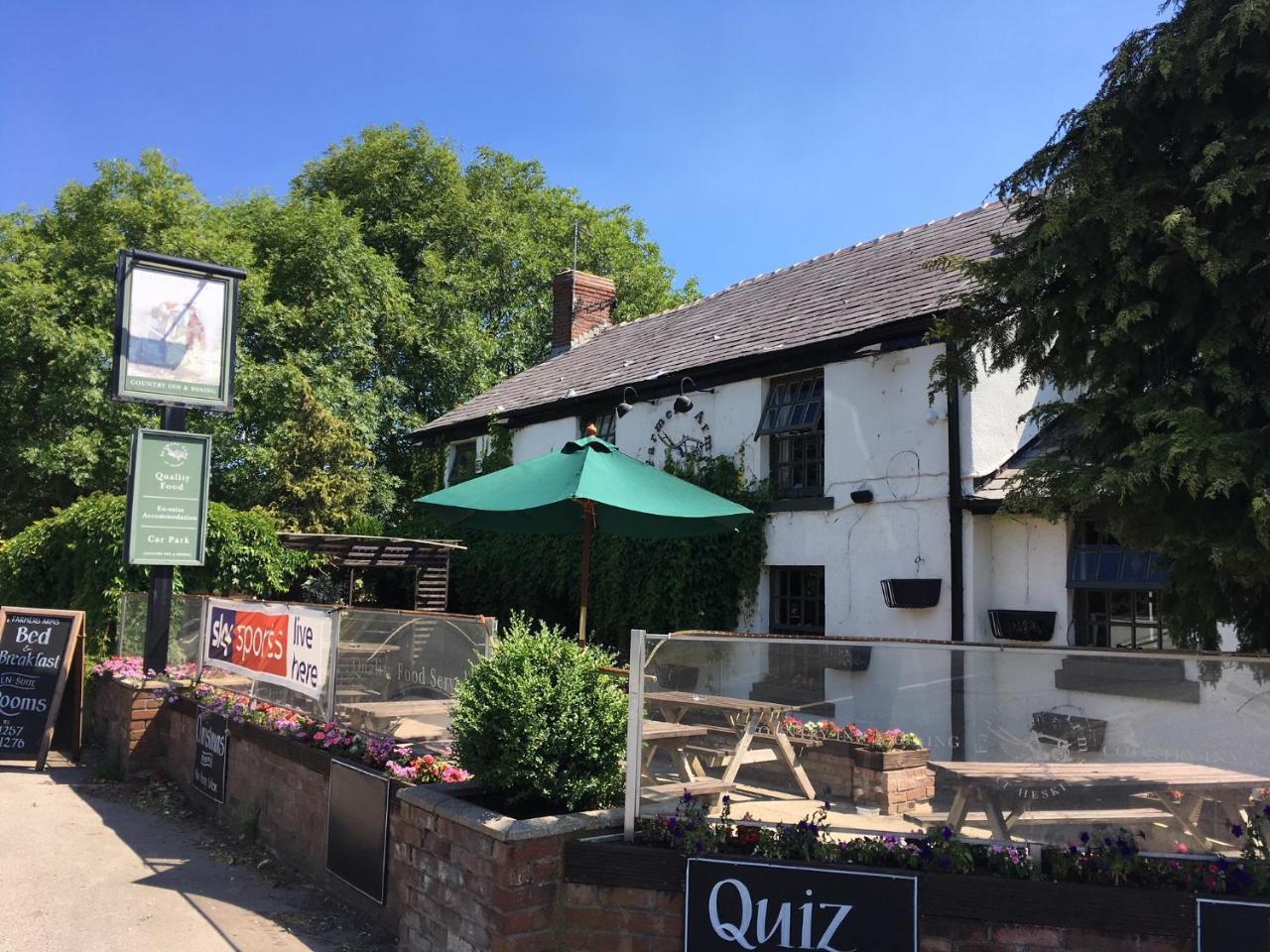 The Farmers Arms Hotel Eccleston  ภายนอก รูปภาพ